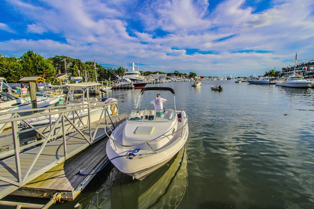 Innseason Resorts Harborwalk 47/50