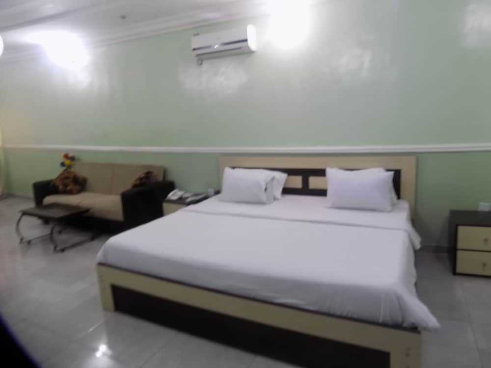 Executive, Suite, King Bed
