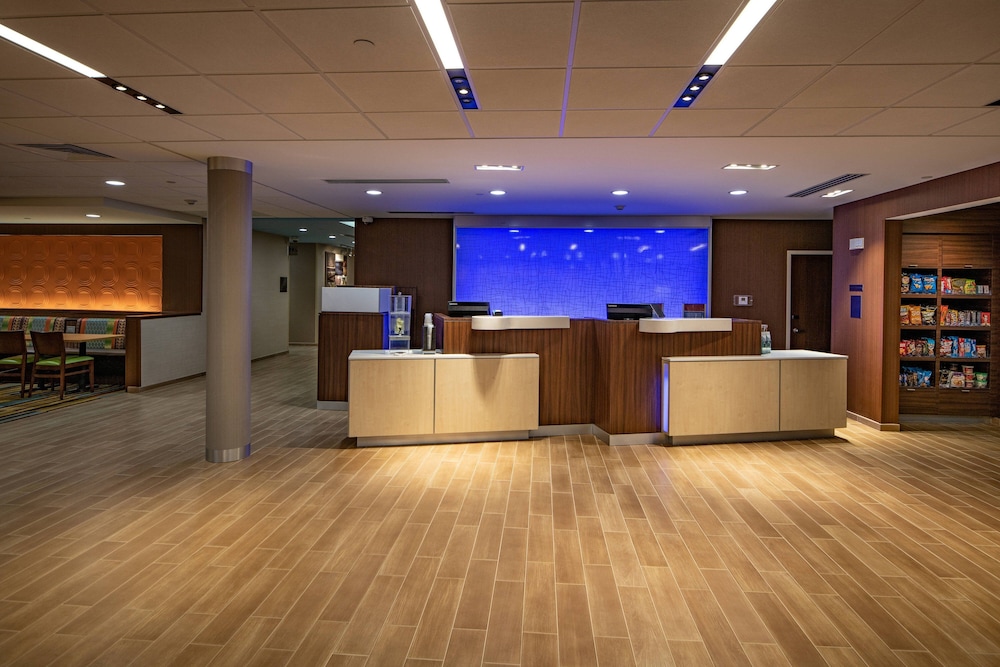 Fairfield Inn & Suites by Marriott Terrell 10/39