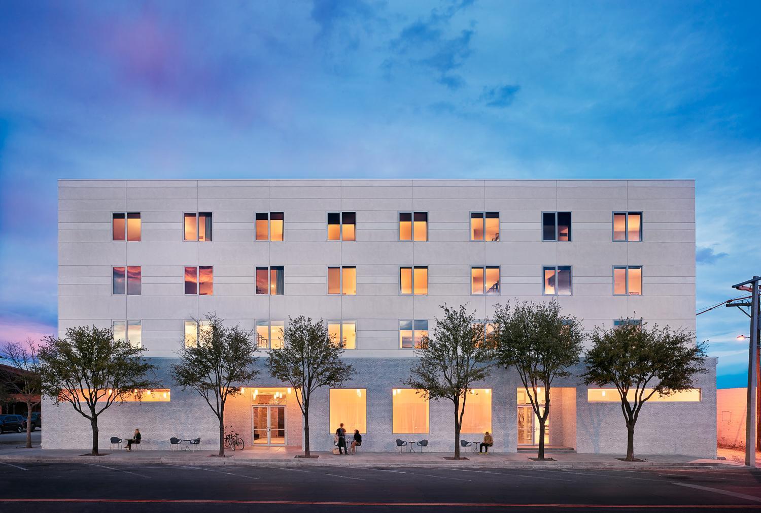 Hotel Saint George 1/19