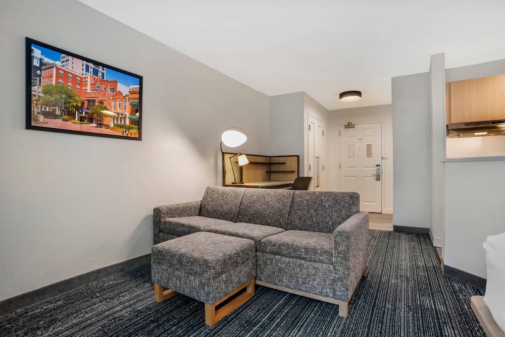 MainStay Suites Tallahassee 34/47