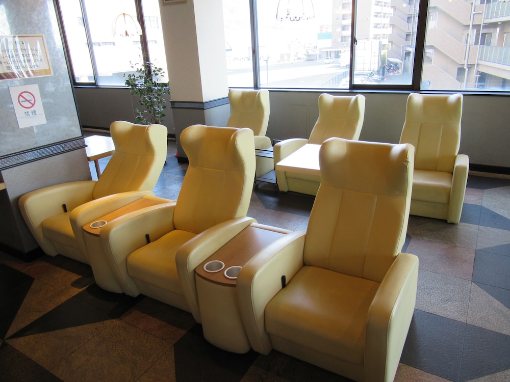 Center Hotel Mihara 55/69