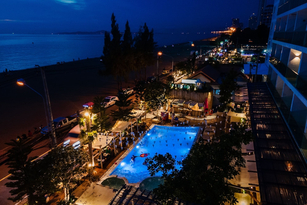 Zand Morada Pattaya 67/70