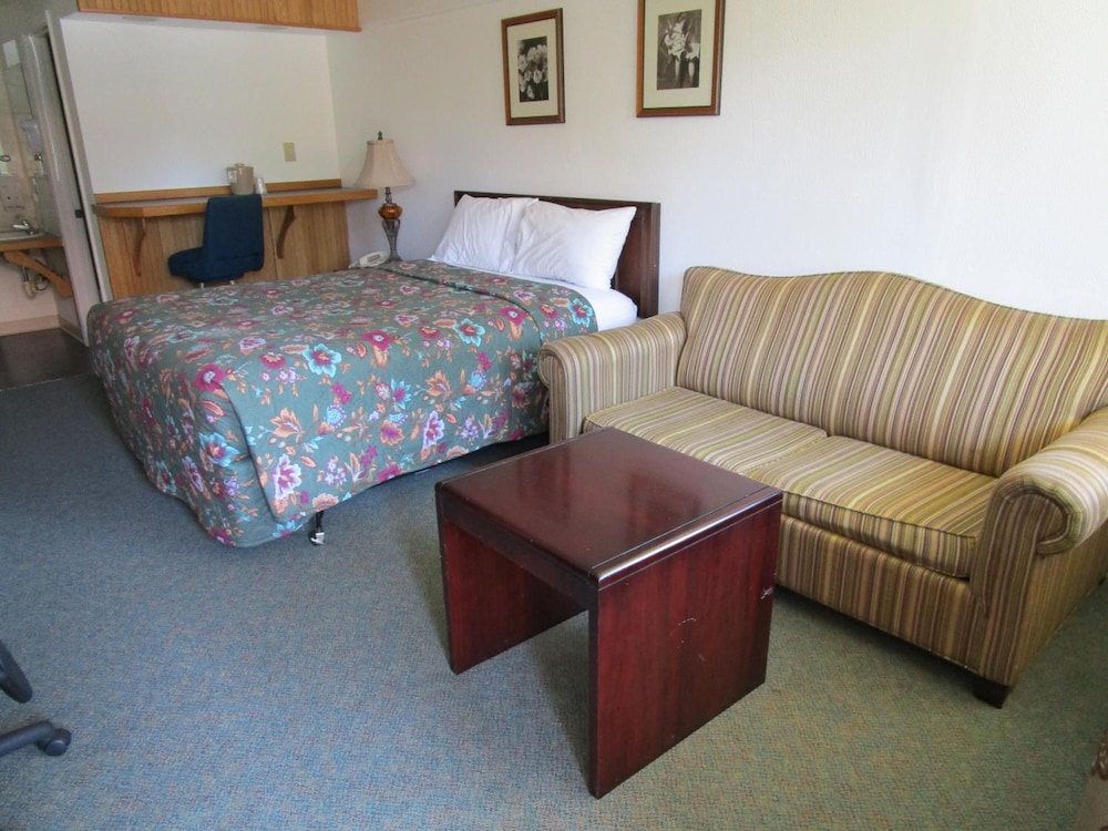 Northwoods Motel 14/39