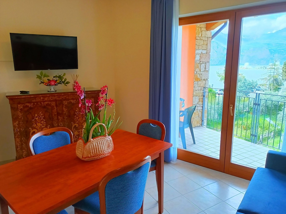 Villa Isabella Hotel & Residence 24/50