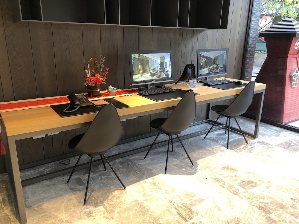 Yidear Hotel 50/58