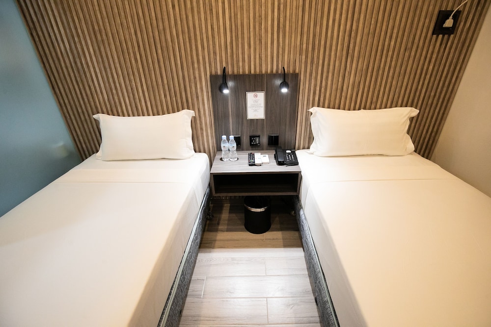 CITY POD HOTEL 19/40