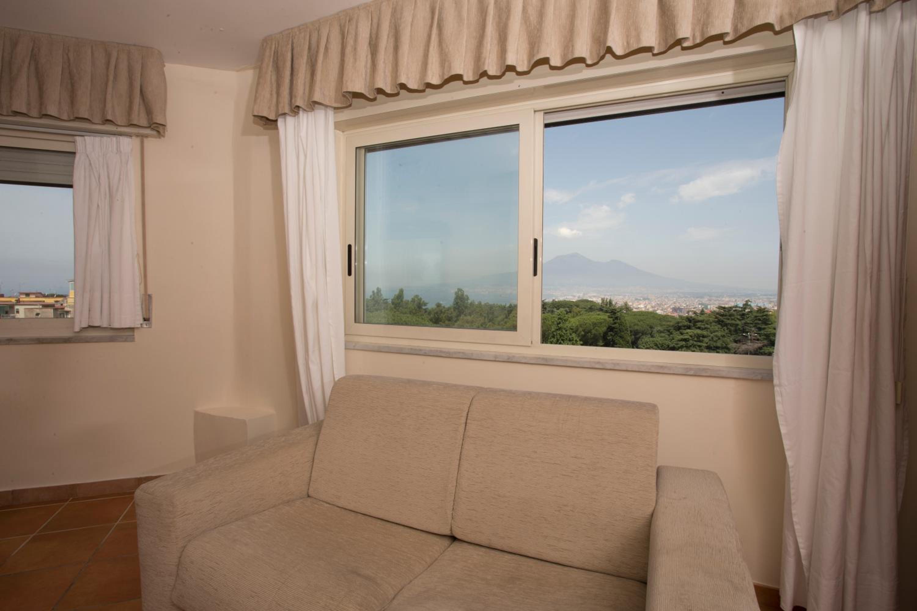 Hotel Villa Serena 25/51