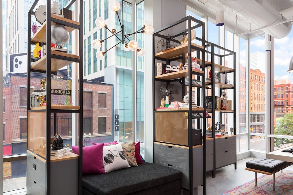 Moxy Boston Downtown 59/68