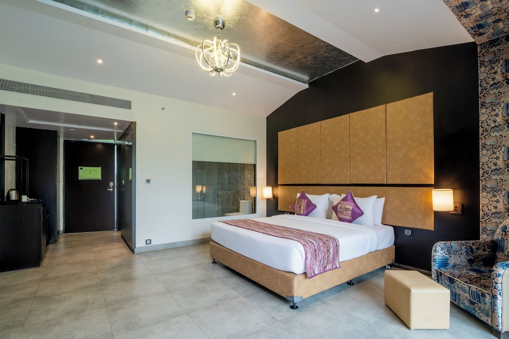 Saya Grand Resort By Treat Thane 18/50