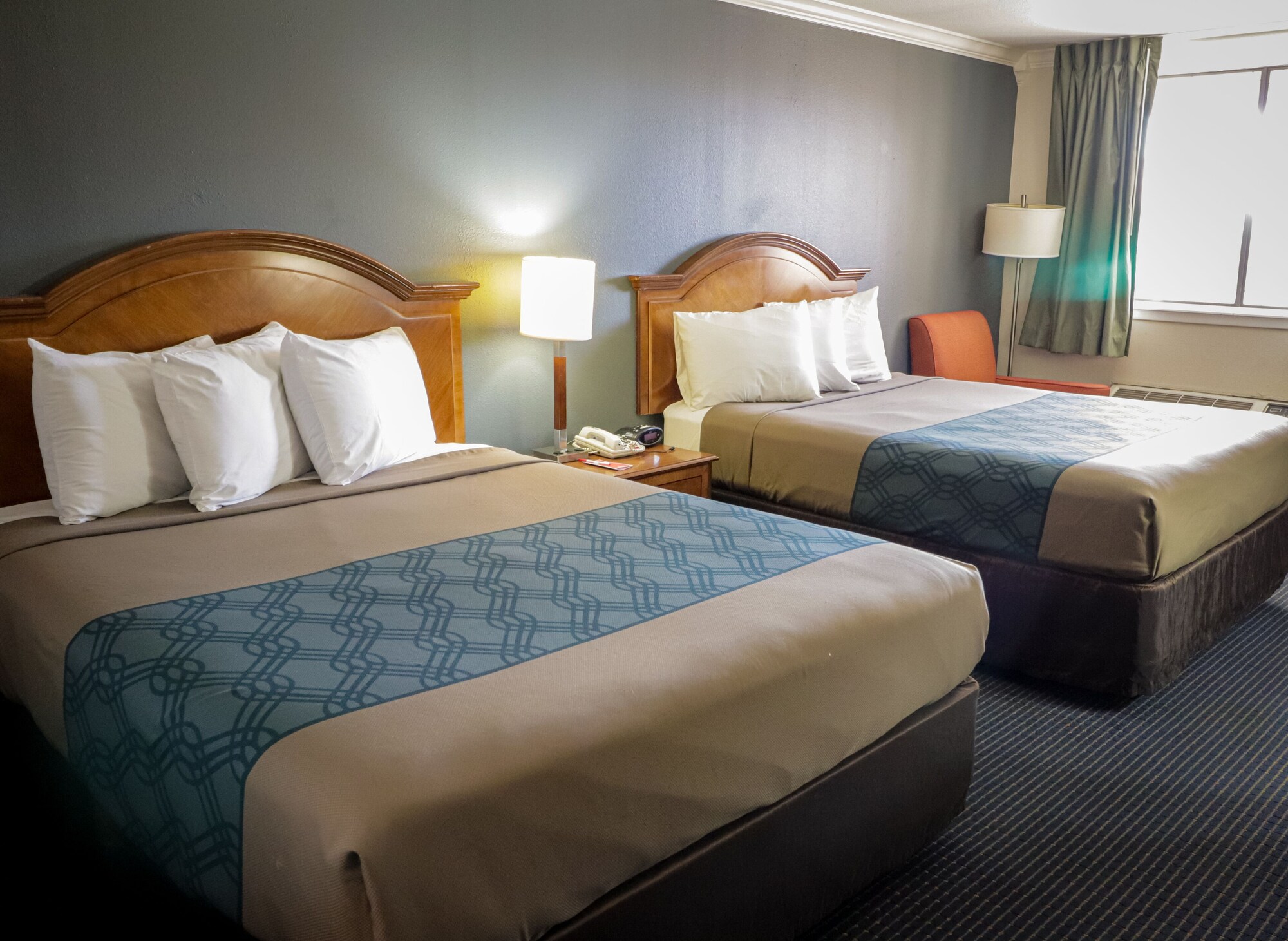 Room, 2 Queen Beds, Smoking