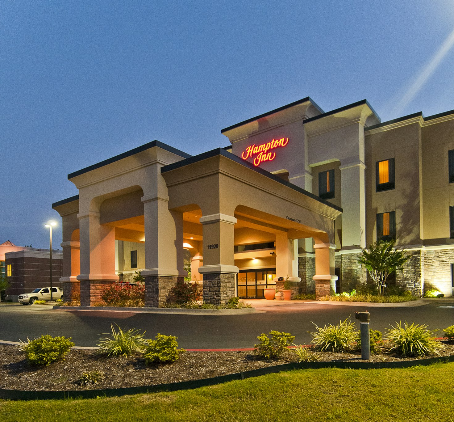 Hampton Inn Maumelle AR 1/24