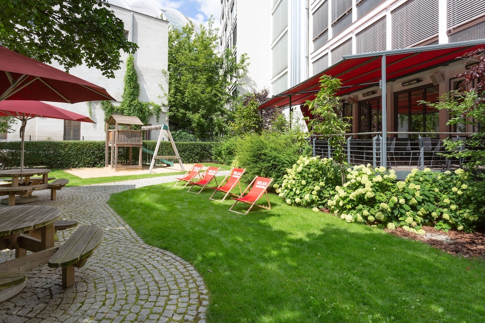 Aletto Kudamm Hotel Hostel 83/86