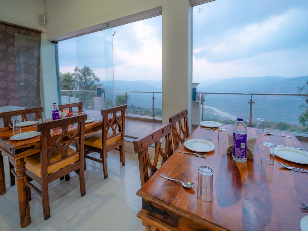 Cloud Mist Resort and Spa 32/50