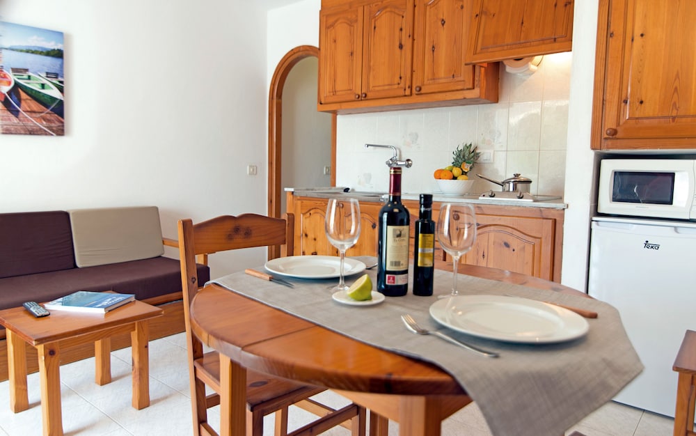 Apartamentos Mar Blanca 53/67