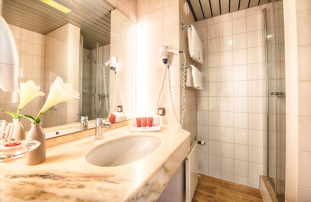 LEONARDO HOTEL HAMBURG CITY NORD 8/68
