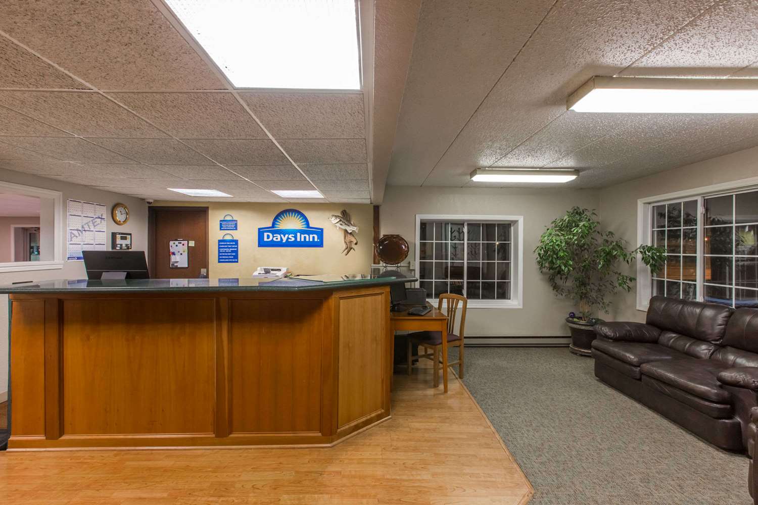Days Inn By Wyndham Pierre 4/33