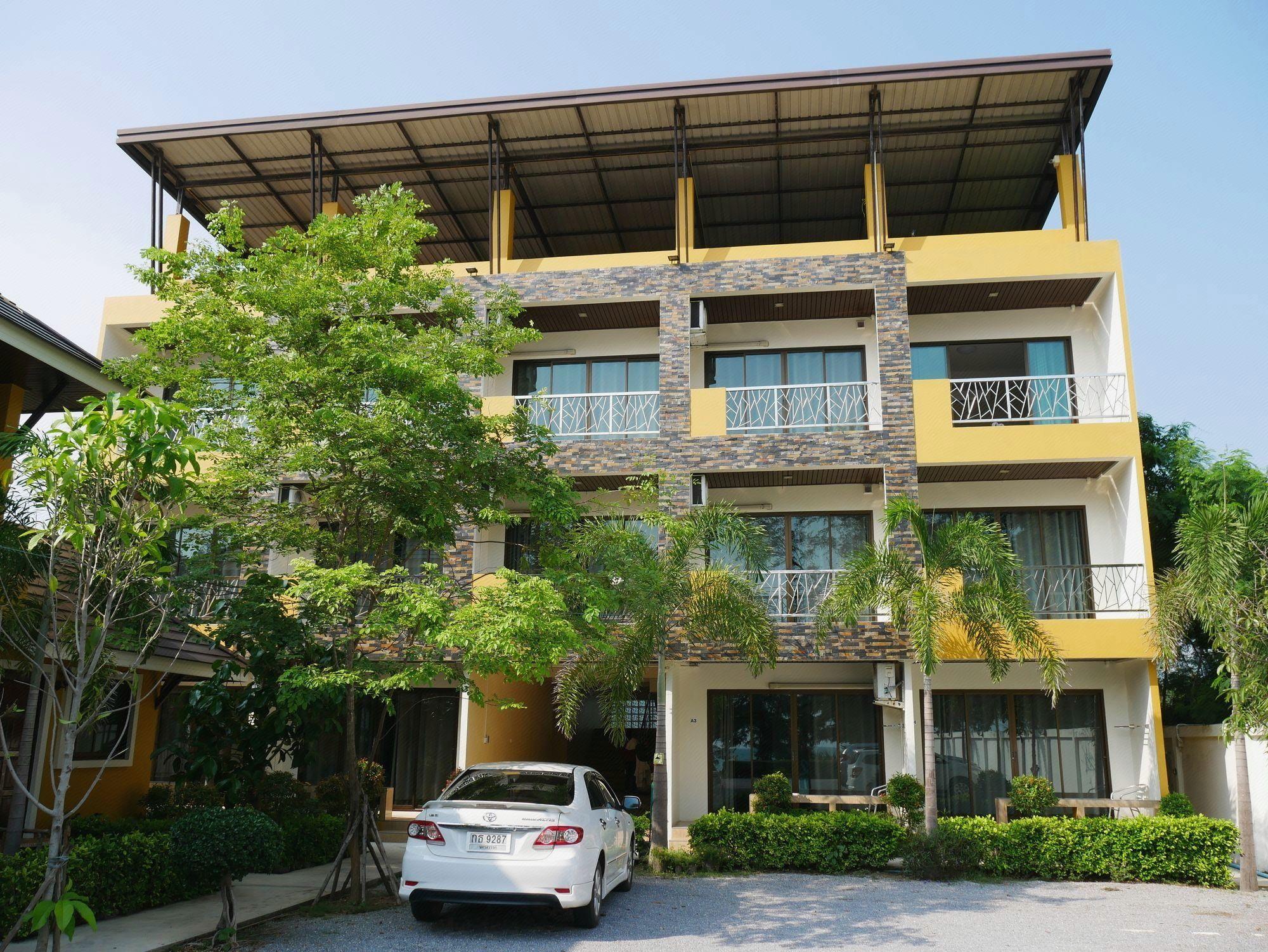 Yellow House Rayong 7/41