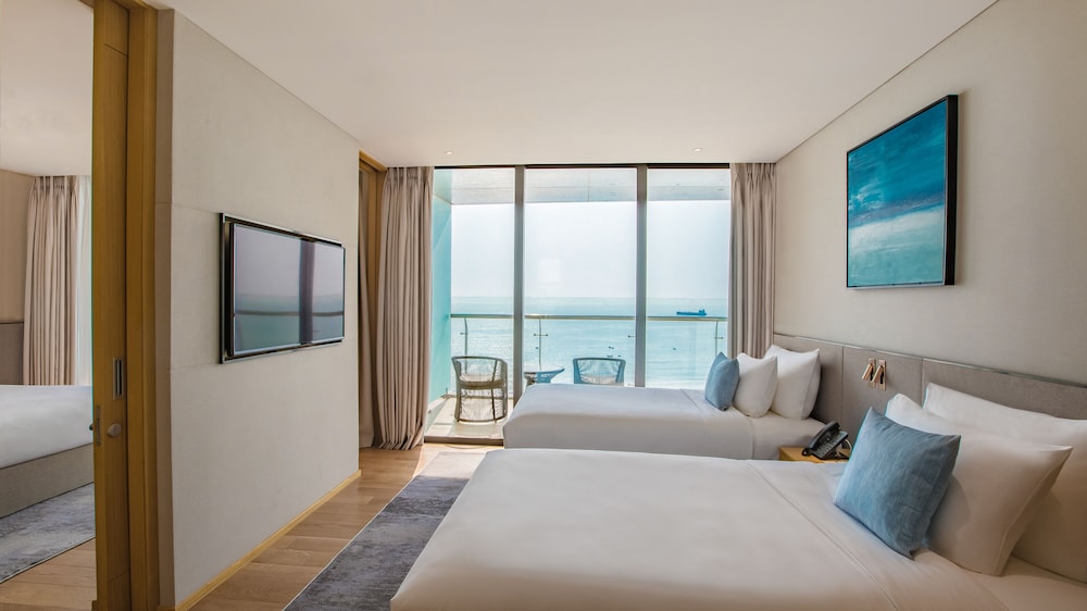Prince Hotel Da Nang 8/75