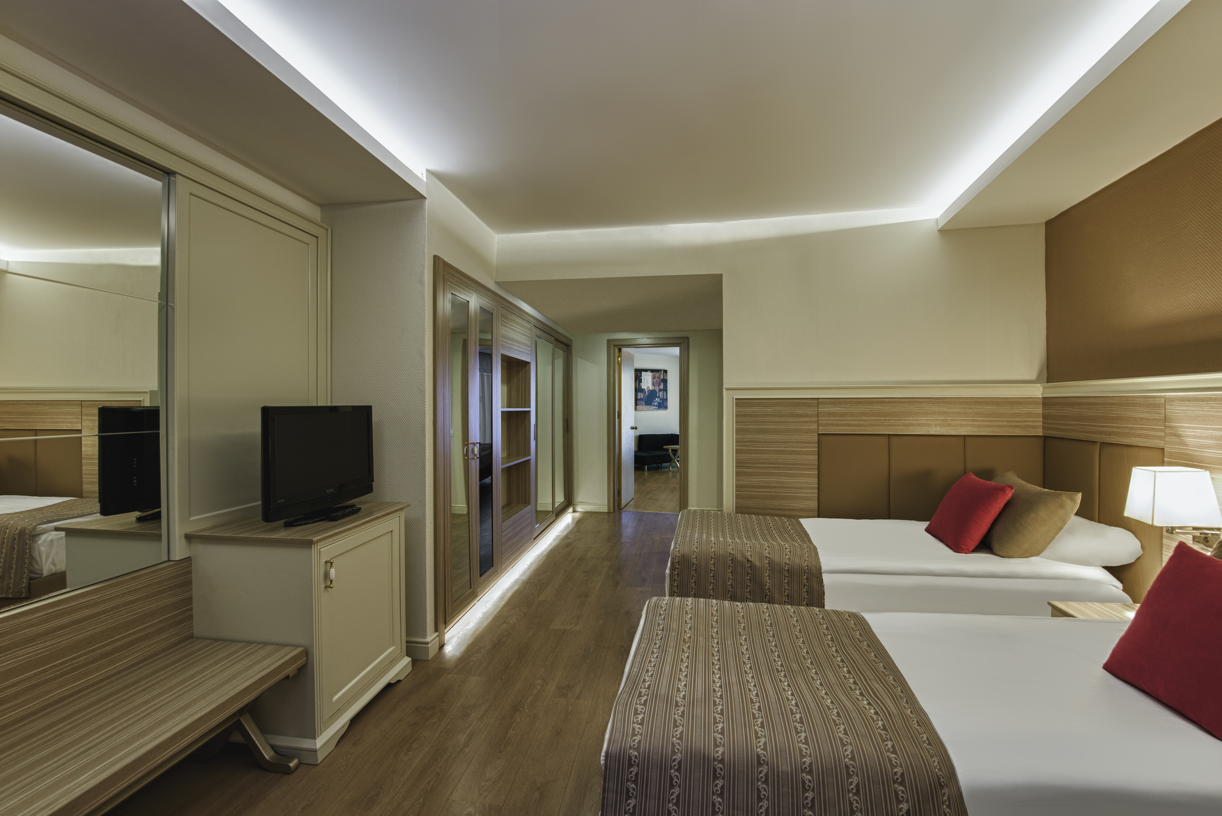 Room, Single, Double Bed, Lateral Side Sea View
