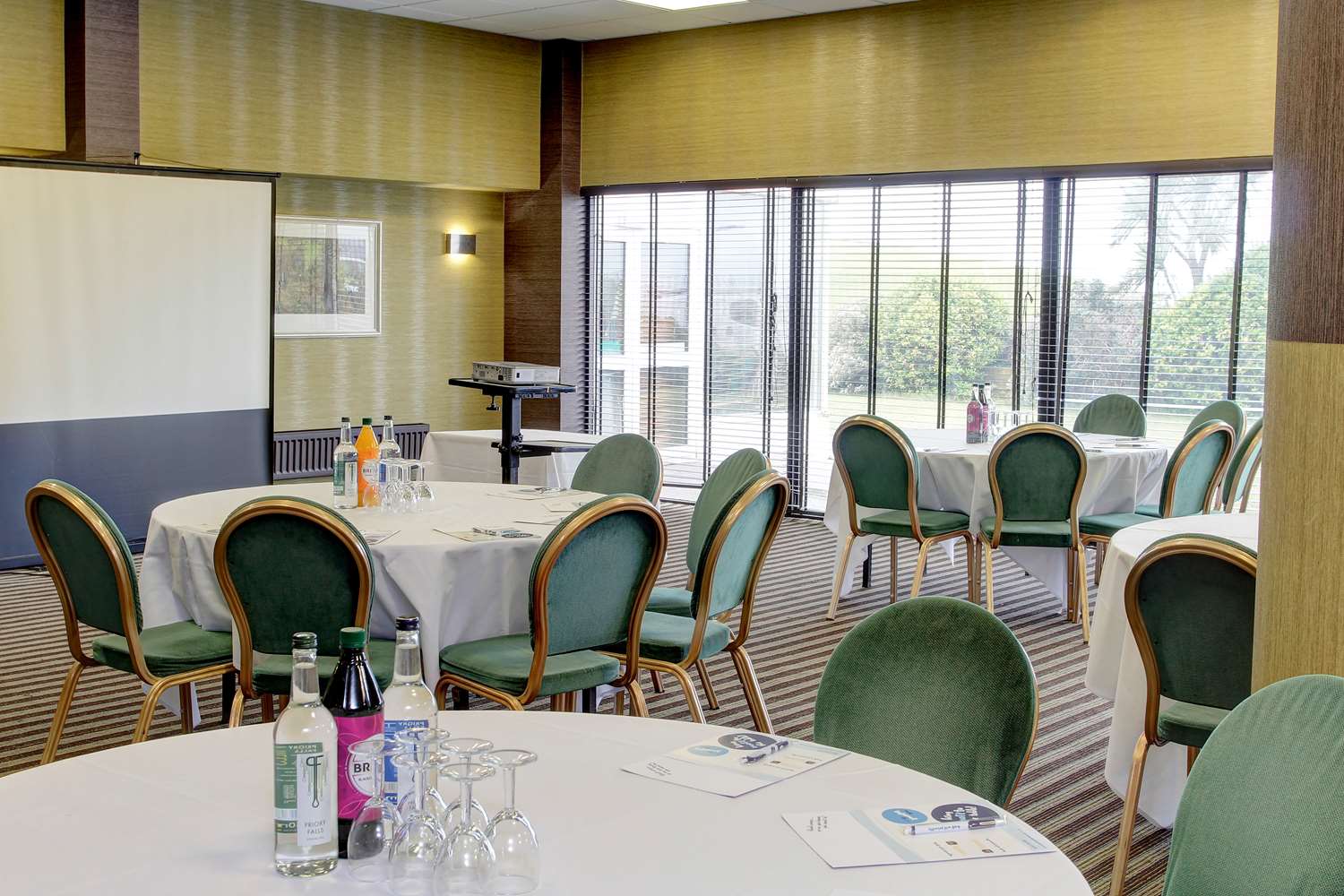 Best Western Aberavon Beach Hotel 48/56