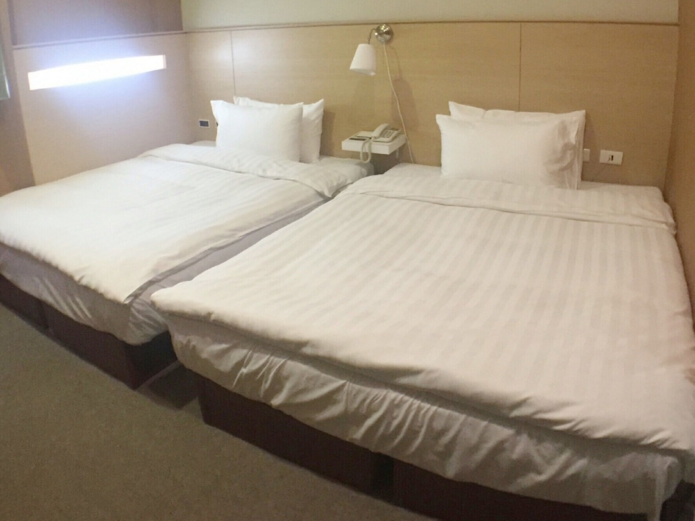 Royal Hotel 14/33