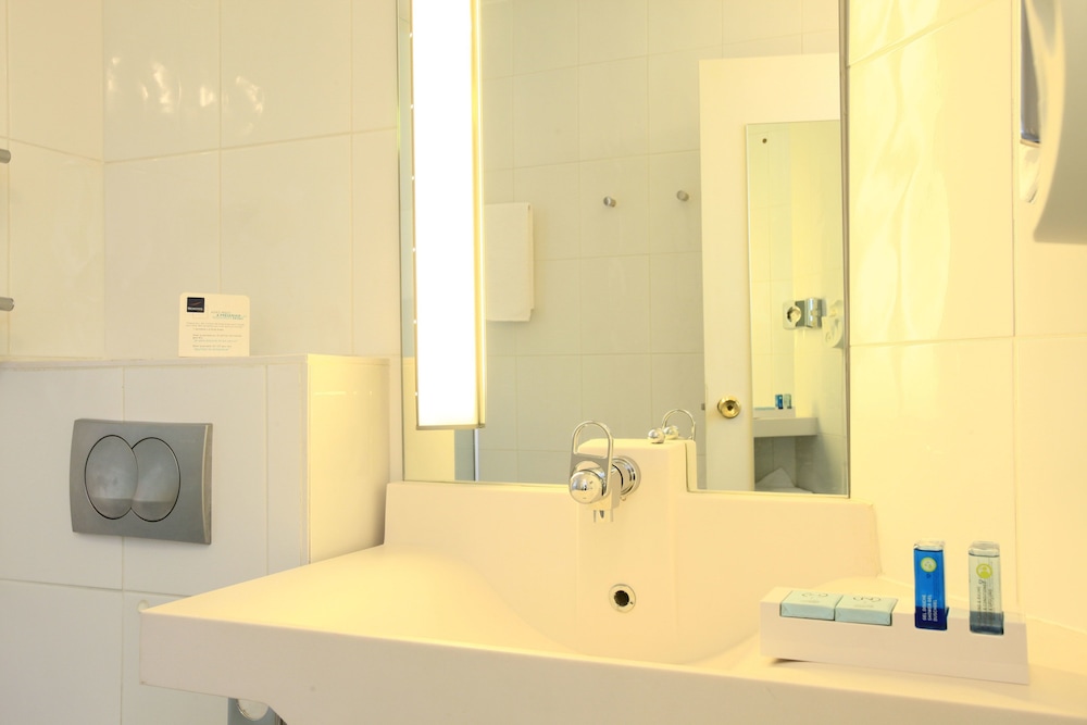 Novotel Nantes Centre Bord De Loire 42/70