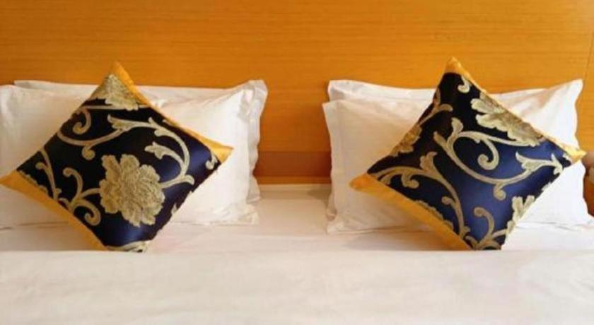 GreenTree Inn ShangHai Fengxian District XiaoTang Road Hotel 34/50