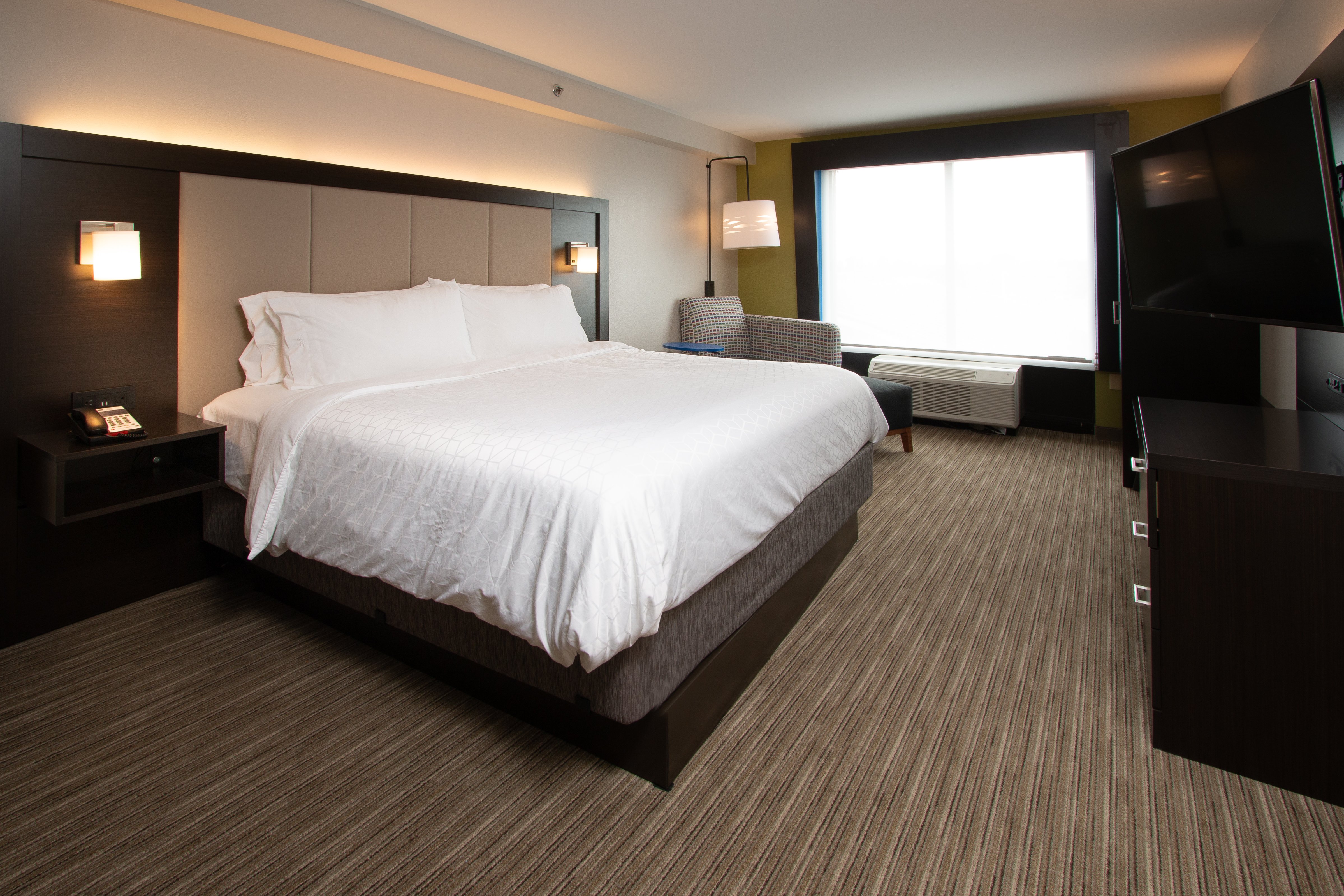 Holiday Inn Express Hotel And Suites Tupelo 17/59