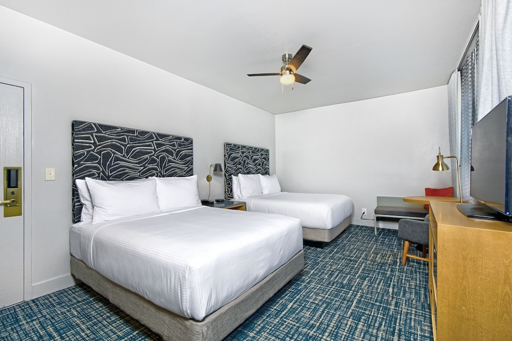 Hotel Garrett 24/50