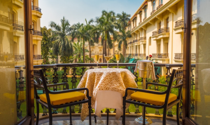 THE OBEROI GRAND 60/81