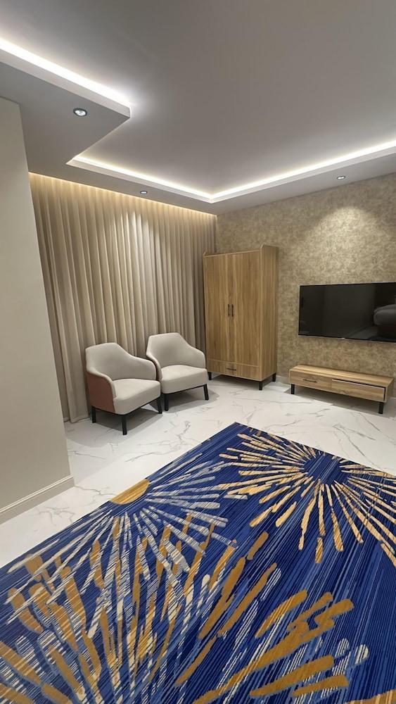 قصر العقيق للوحدات السكنية المفروشة(XYZ Hotel King Fahd Road) 16/29