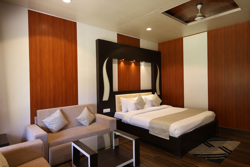 The Grand Shiva Resort 18/50