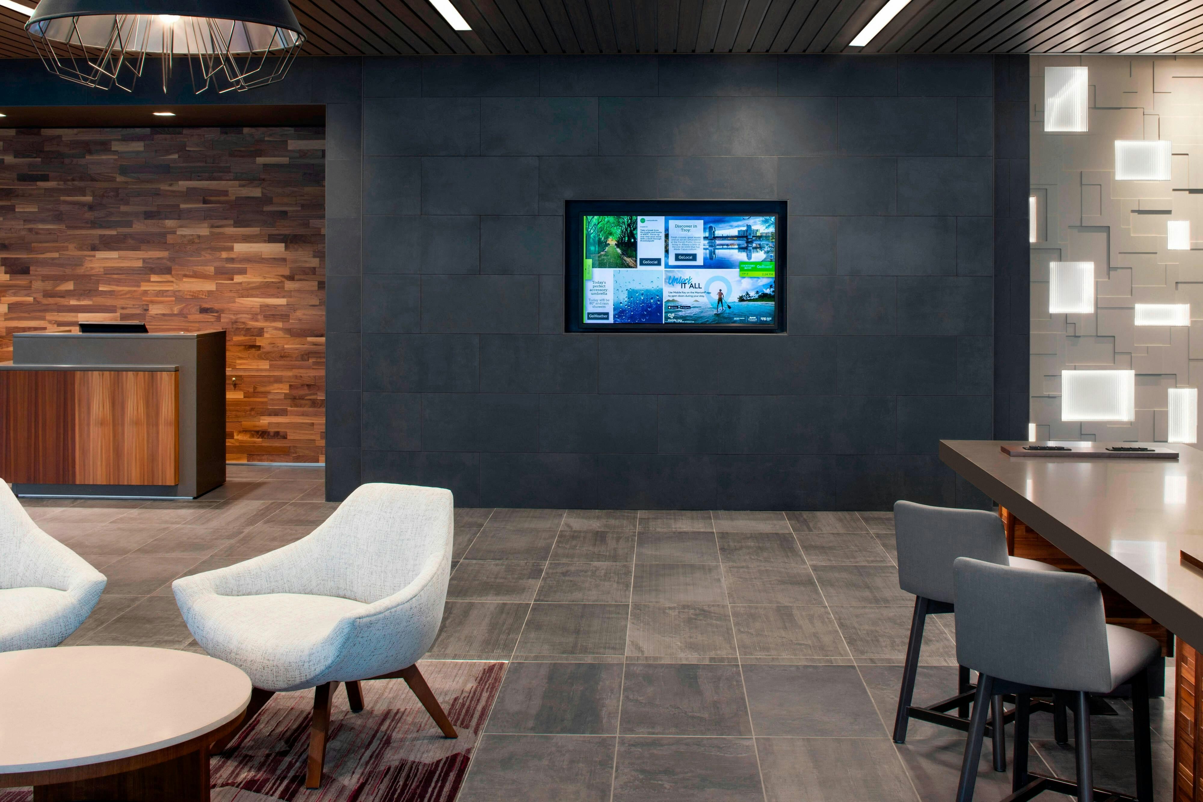 Courtyard By Marriott Albany Troy/Waterfront 11/12