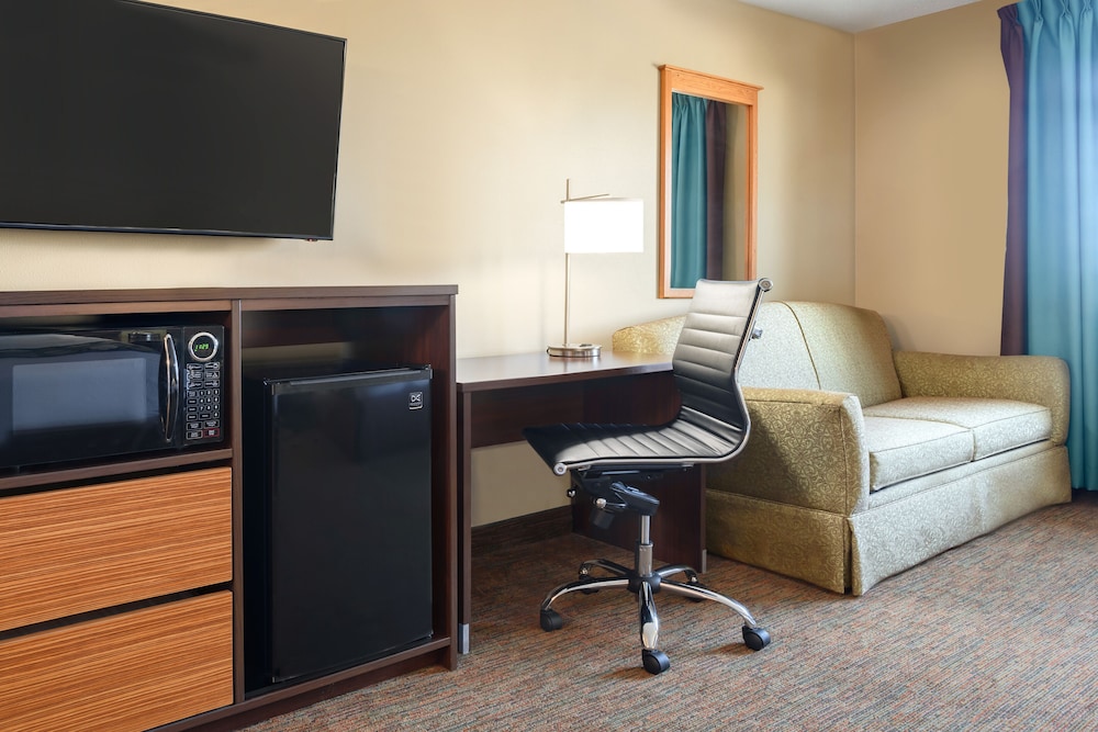 Super 8 by Wyndham Sioux Falls 28/34