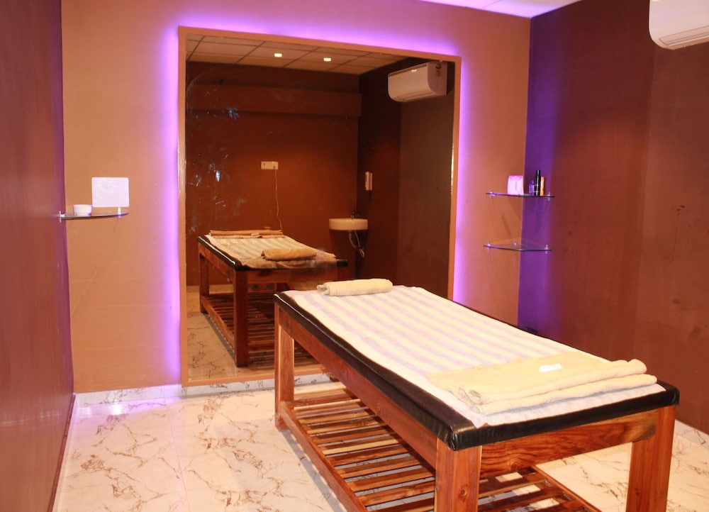 Sarovar Portico Somnath 40/72
