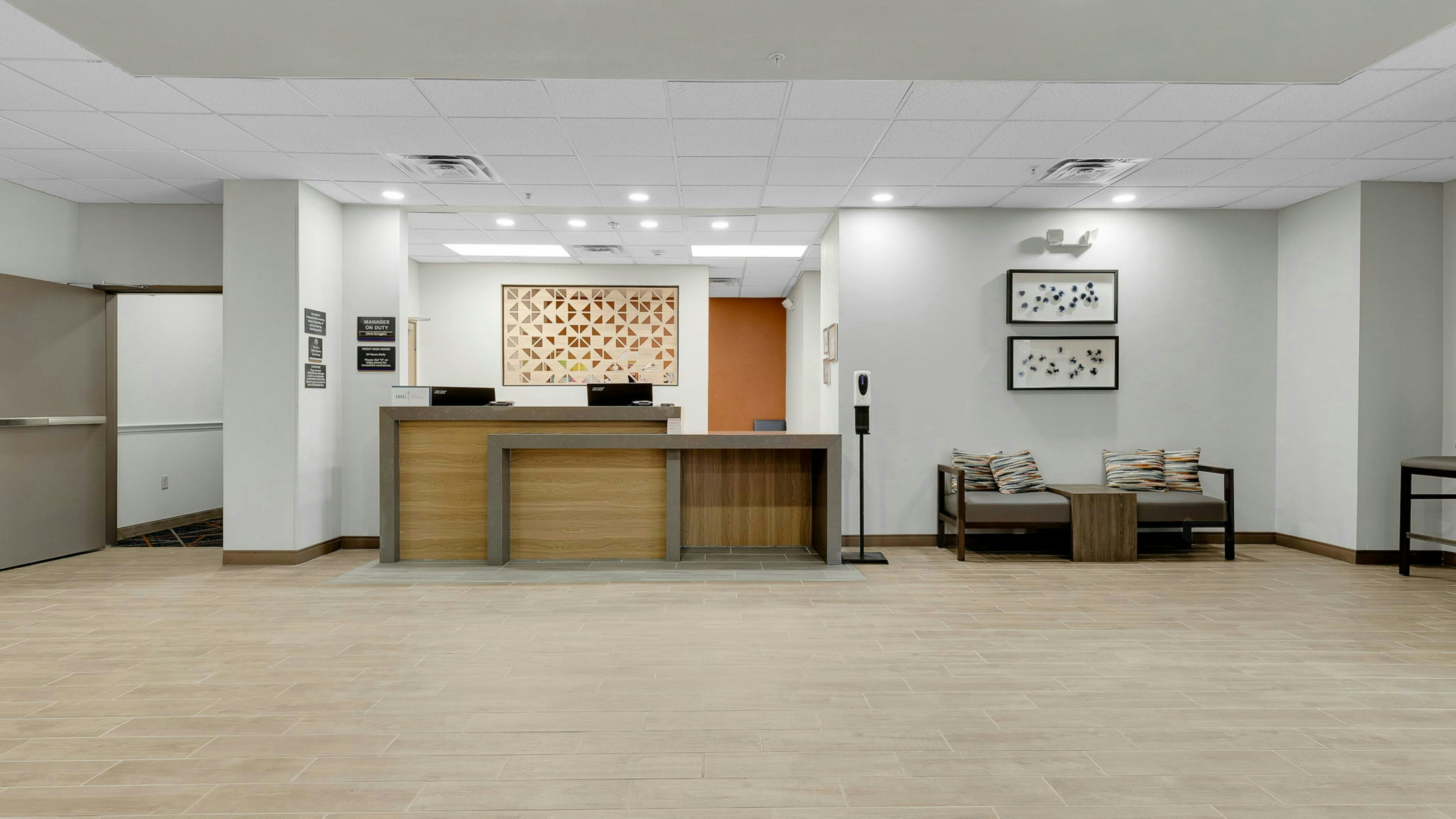 Candlewood Suites San Antonio Downtown 11/43