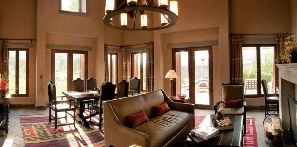 Belmond Las Casitas 30/50