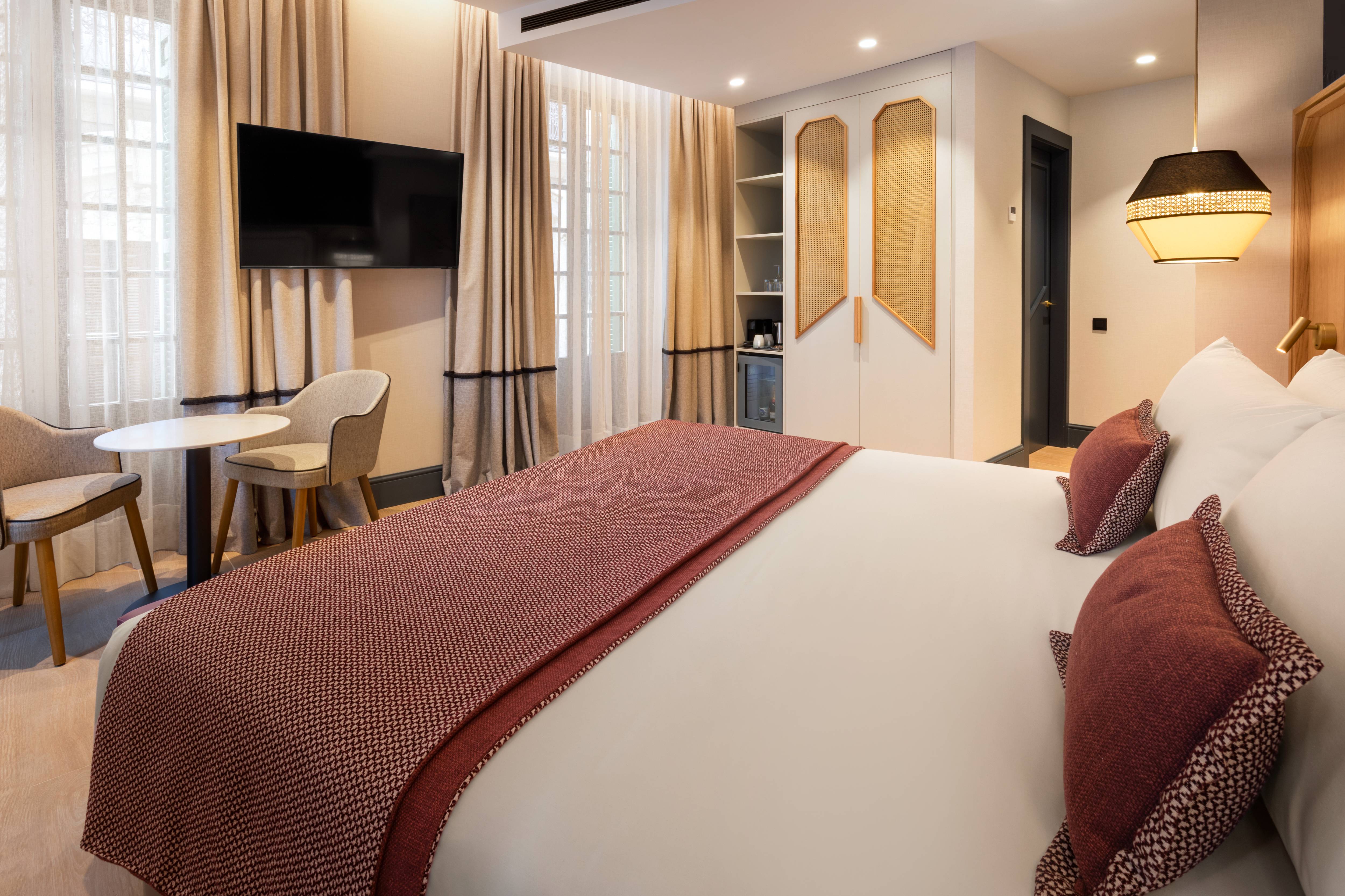 Superior Double Single Use room، Catalonia Puerta del Mar 5/6