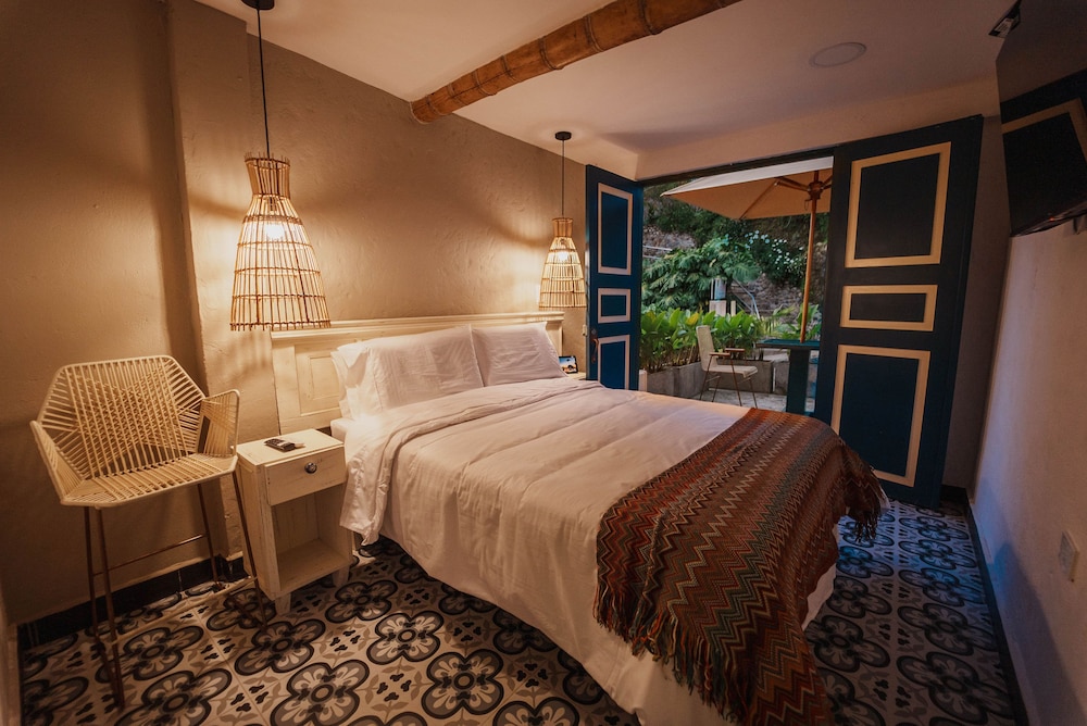 Design, Double Bed, City View