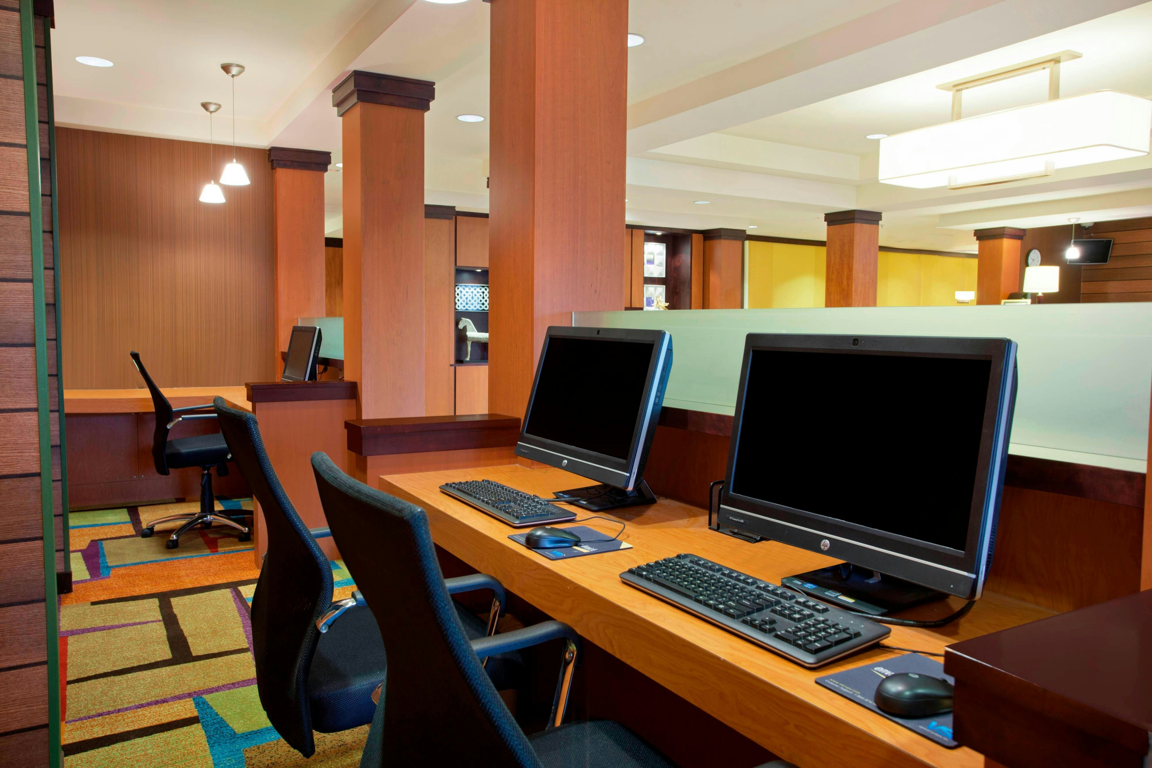Fairfield Inn & Suites Detroit Metro Airport Romulus 19/22