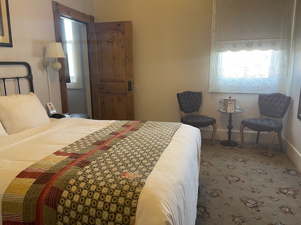 Hotel Sutter 10/73