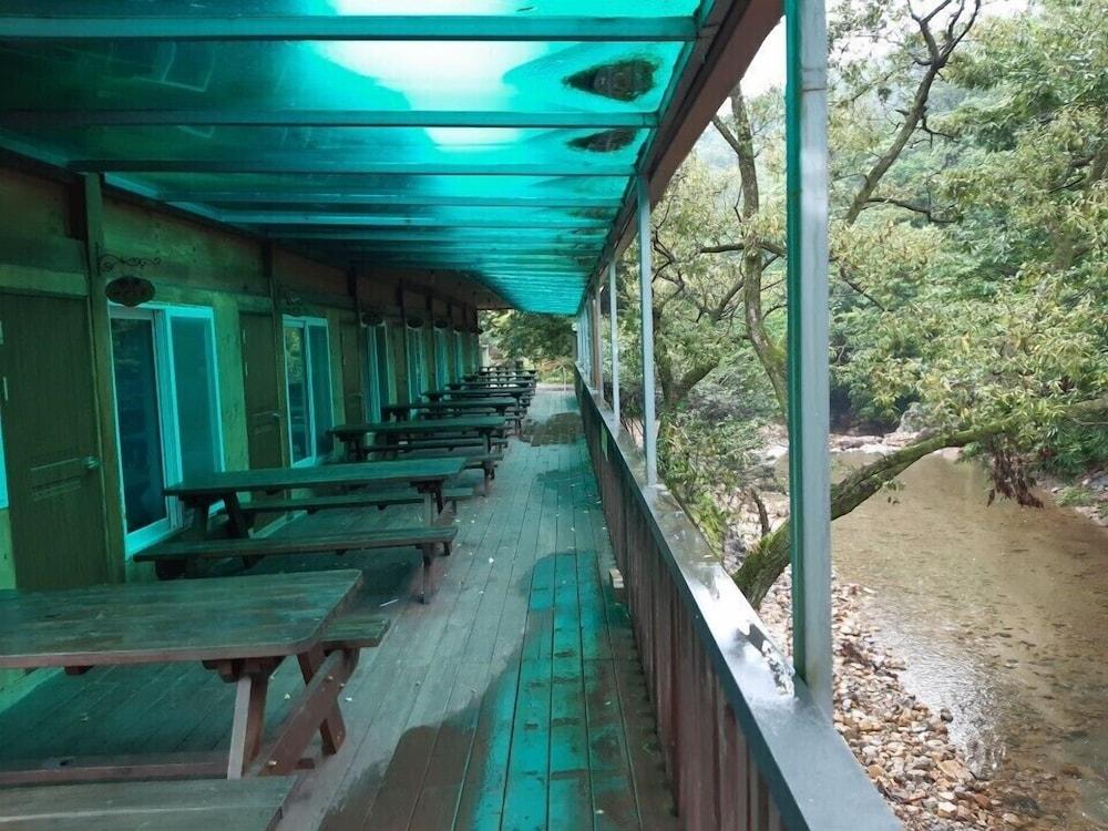 Gyeongju Log Cabin photo 4