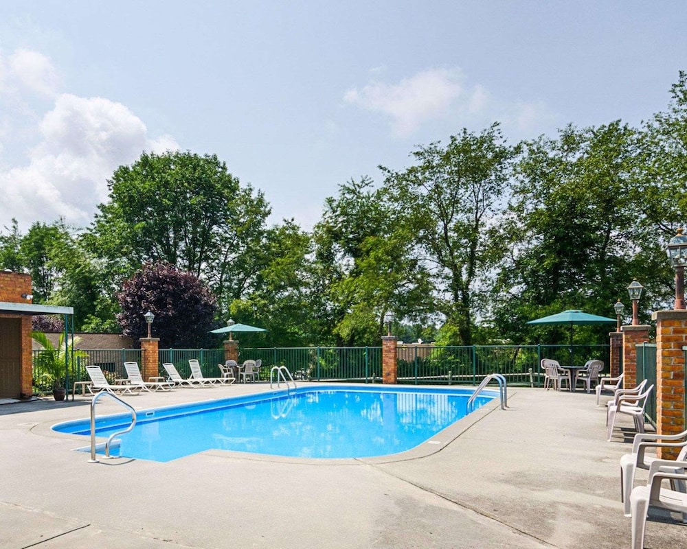 Quality Inn Lewisburg 5/49