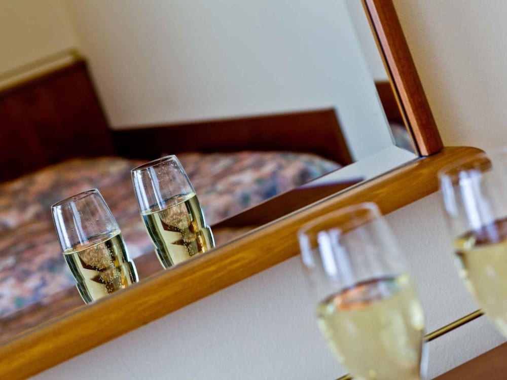 Melantrich Sivek Hotels 43/46