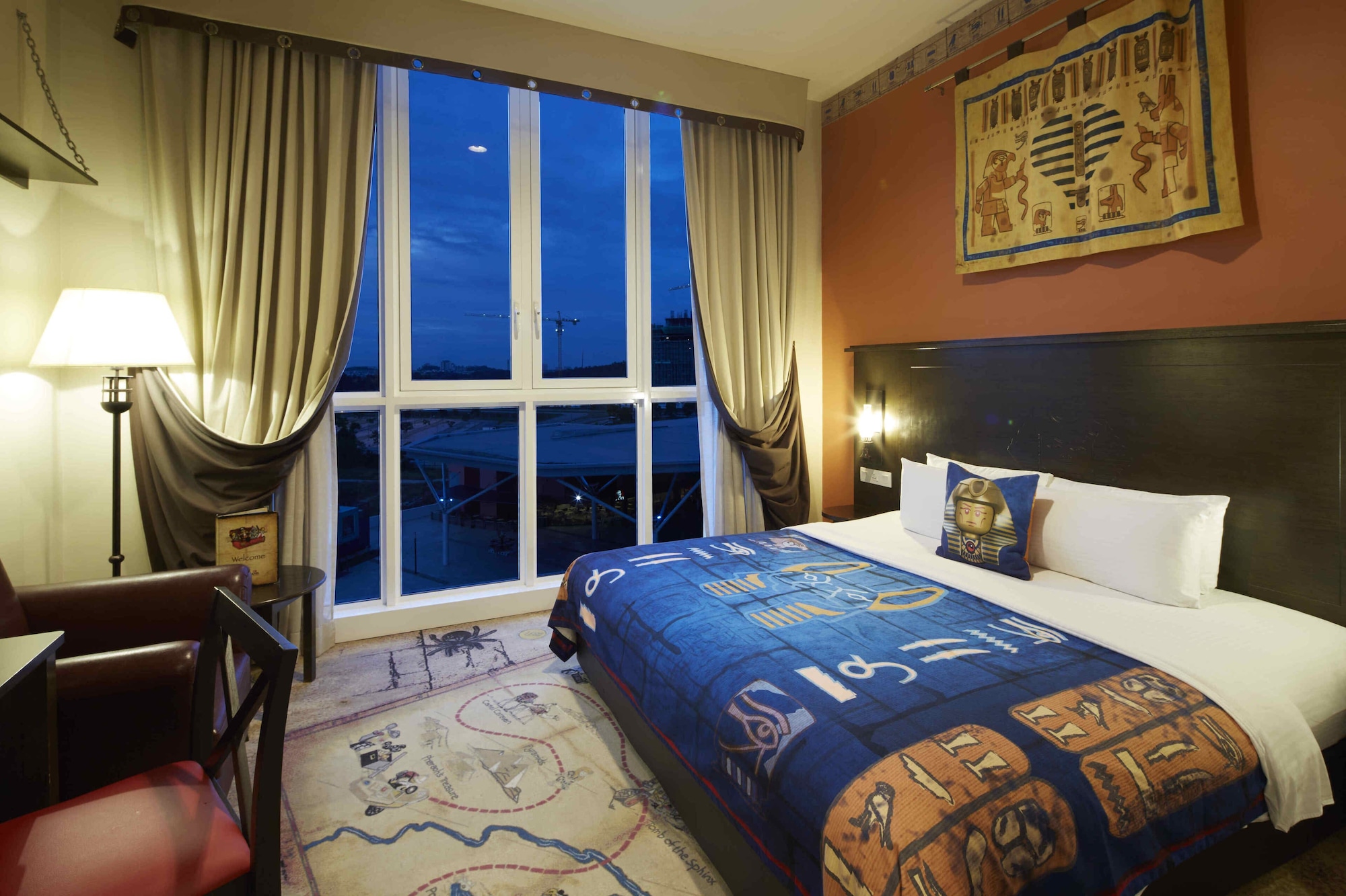 Theme, Adventure, King Bed, Bunk Bed
