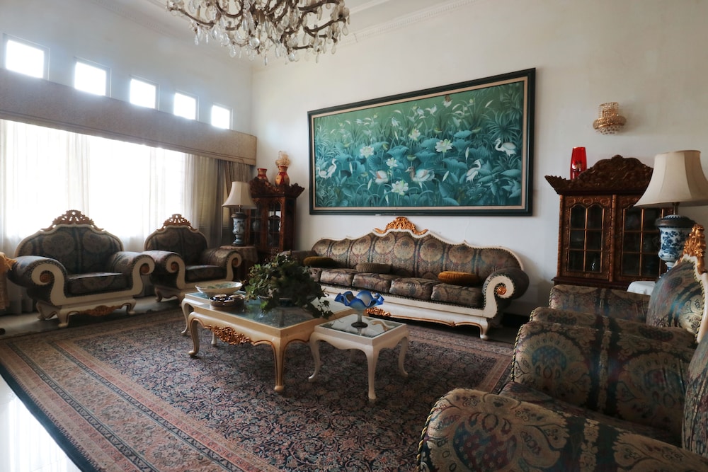 Villa Sri Manganti 32/53
