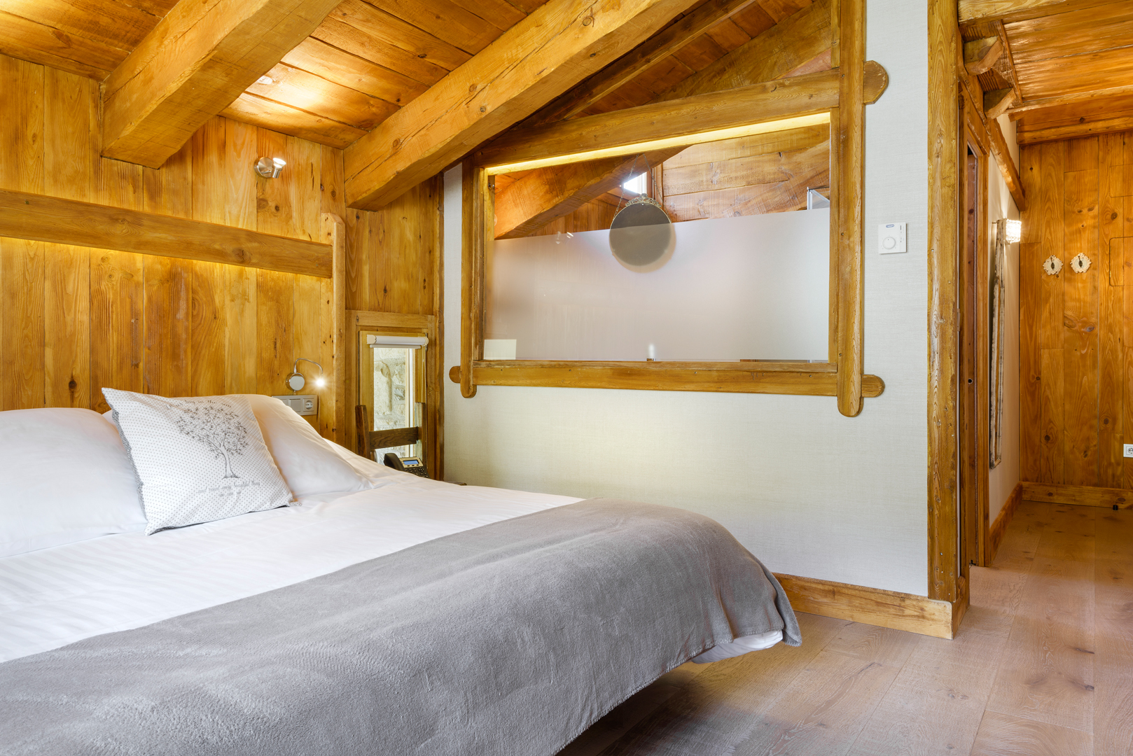 Standard, Double Bed