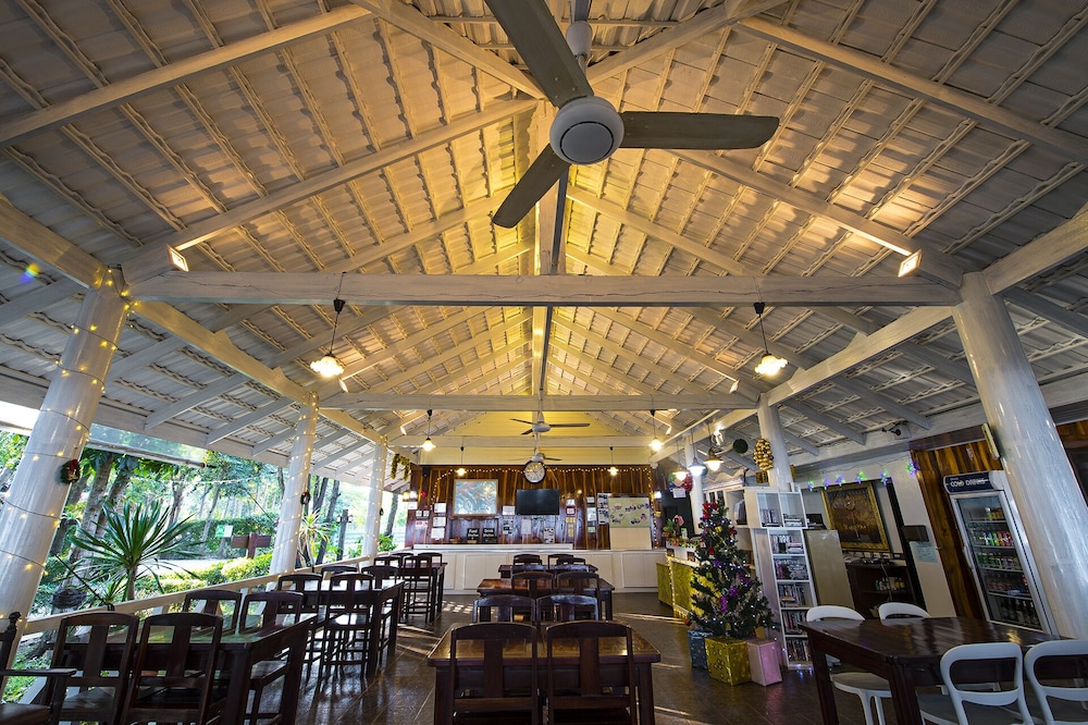 ROCKY POINT RESORT 37/62