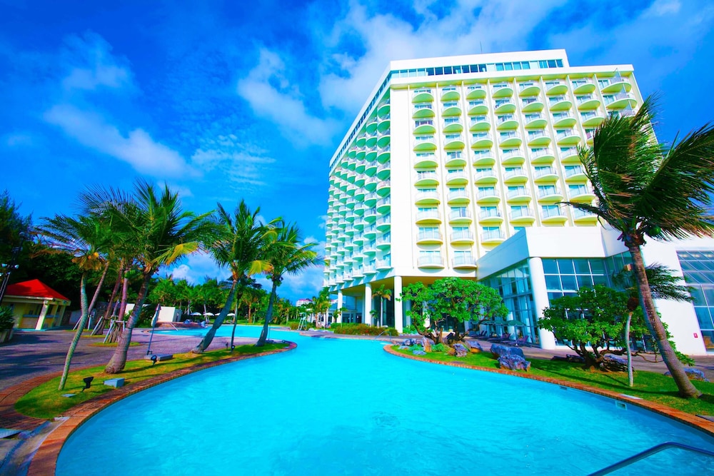 Laguna Garden Hotel 69/74